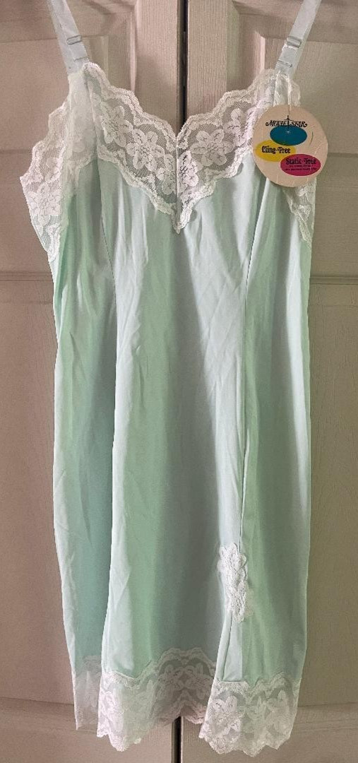 Vintage Movie Star Full Slip 34 Avg Lace Dress 1960&rsquo;s Nylon Tricot USA NWT