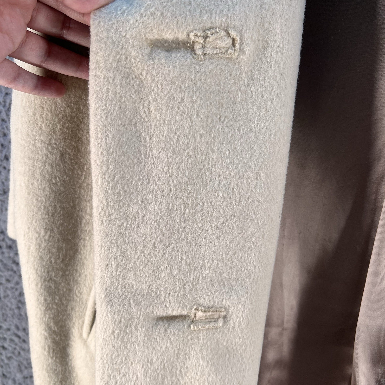 Vtg STROOCK Coat Womens Medium Cashmere Blend Beige Quiet Luxury Mob Wife Classy