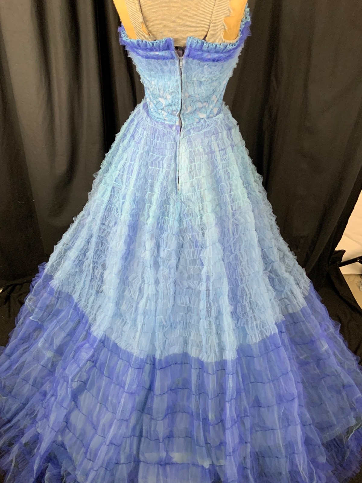 Vtg 50s Ombré Blue Ruffle Lace Strapless Party Ball Gown Dress-Bust 30/2XS