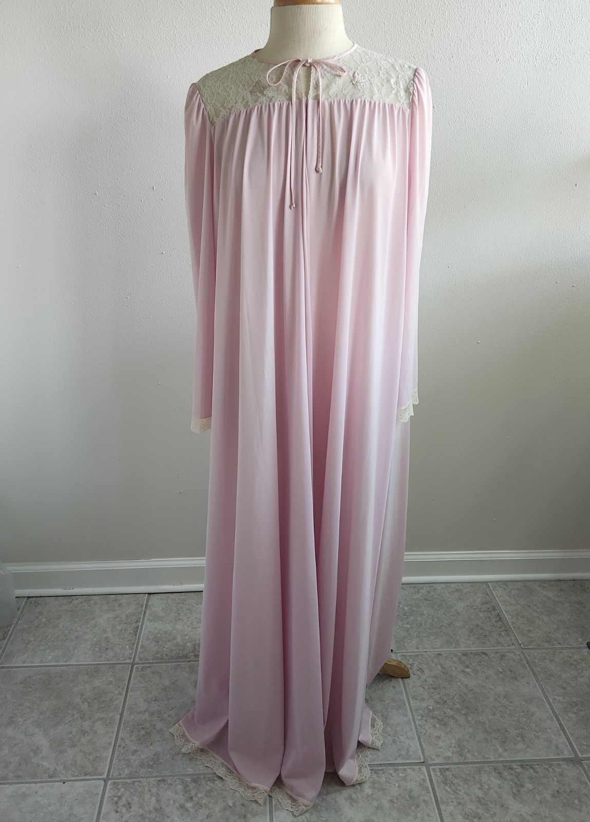Vtg 60s/70s Lucie Ann Long Maxi Pink Nylon Lace Long Sleeve Tulip Nightgown Sz L