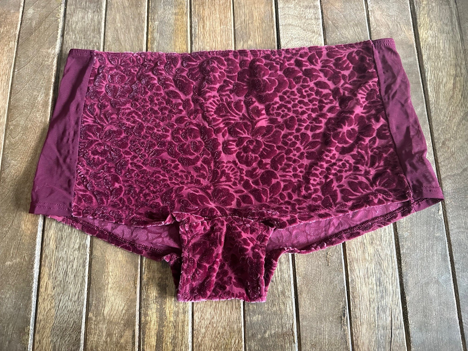 Vtg Victoria’s Secret M Wine Luxe Velvet Hipster Bikini Panties W Sheer Sides