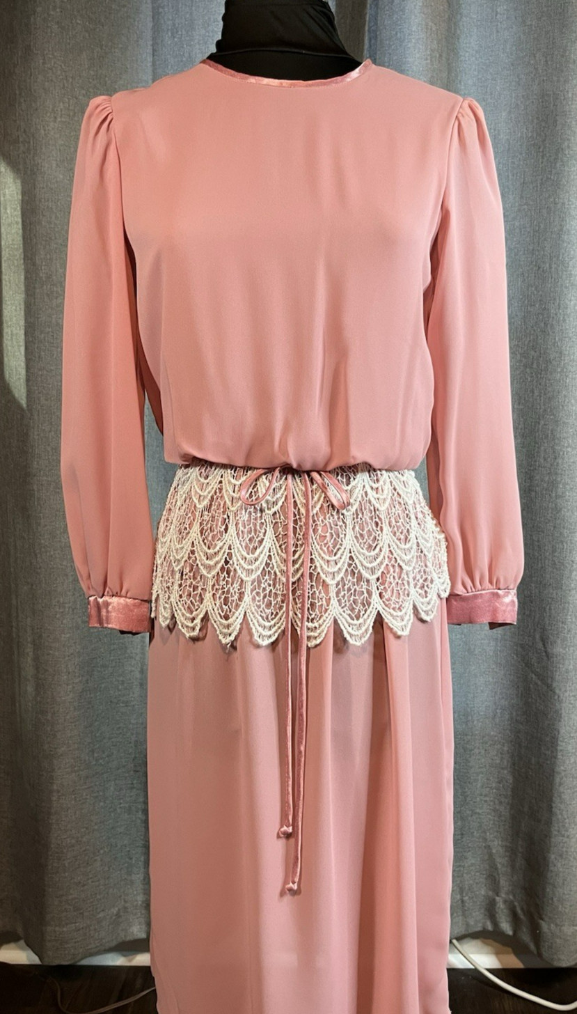 VTG Late 1980s Pink and Lace Mavinette Dress Made in USA – 8