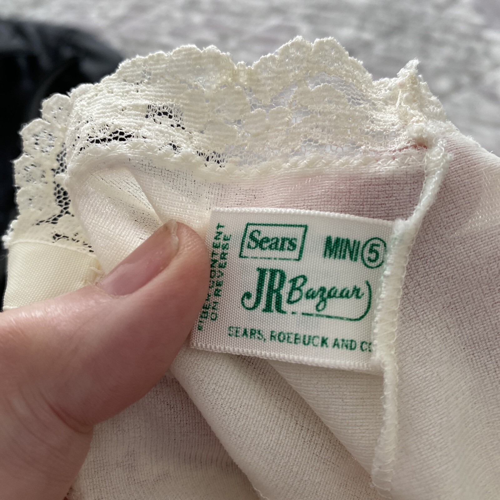 VTG SEARS Jr Bazaar Ivory Full Slip Polyester Crepe Size 5 Lace Trim