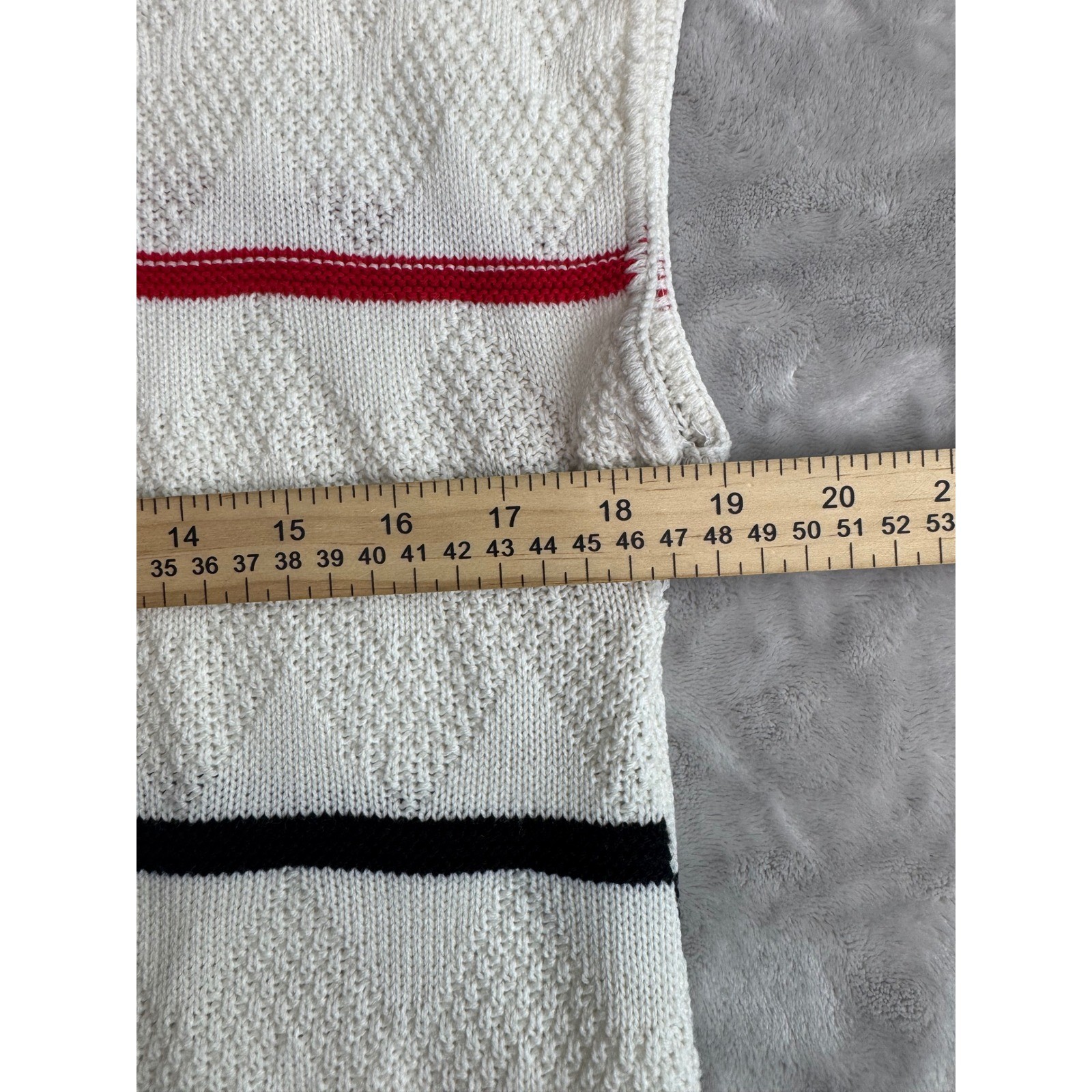 Vintage Brunny White Striped Diamond Knit Sweater Vest Sleeveless Crew Neck USA