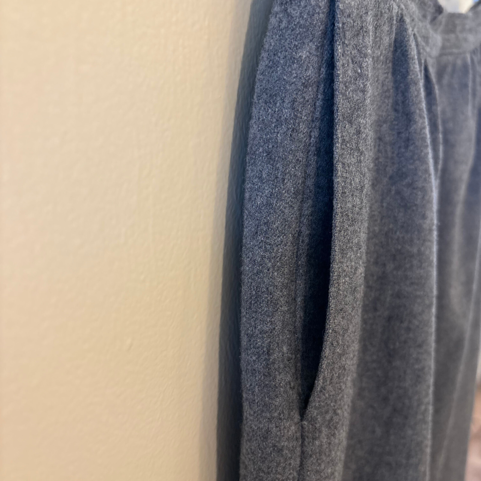 Vintage Pendleton 1990s Size 14 100% Wool Gray Skirt 28 Inches Made in USA Lined