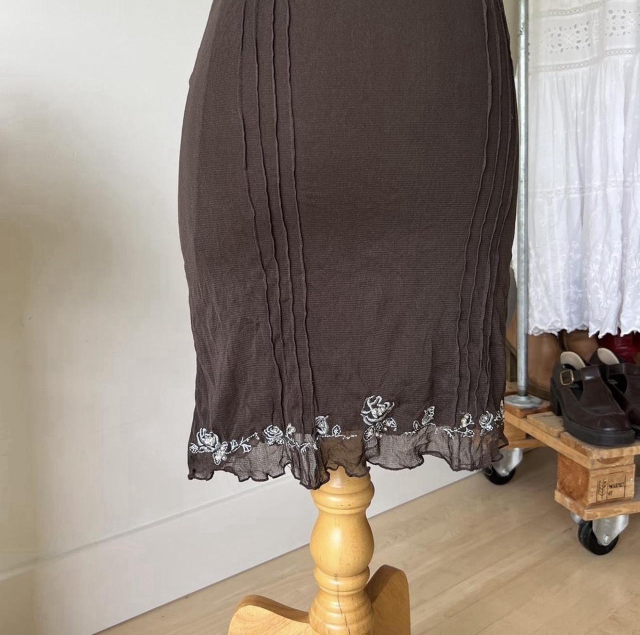 Jennifer Taylor Brown Embroidered Trim Slip Spaghetti Strap Size 38