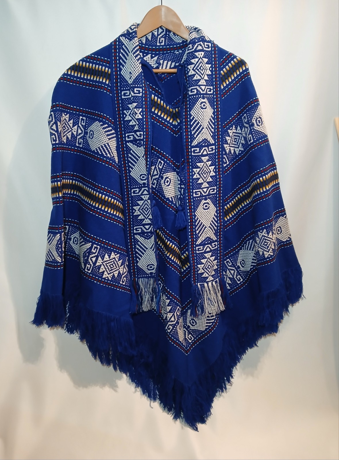 VTG Handcrafted Poncho Cape Sweater Festival with Built-in Scarf ONE Size Boho