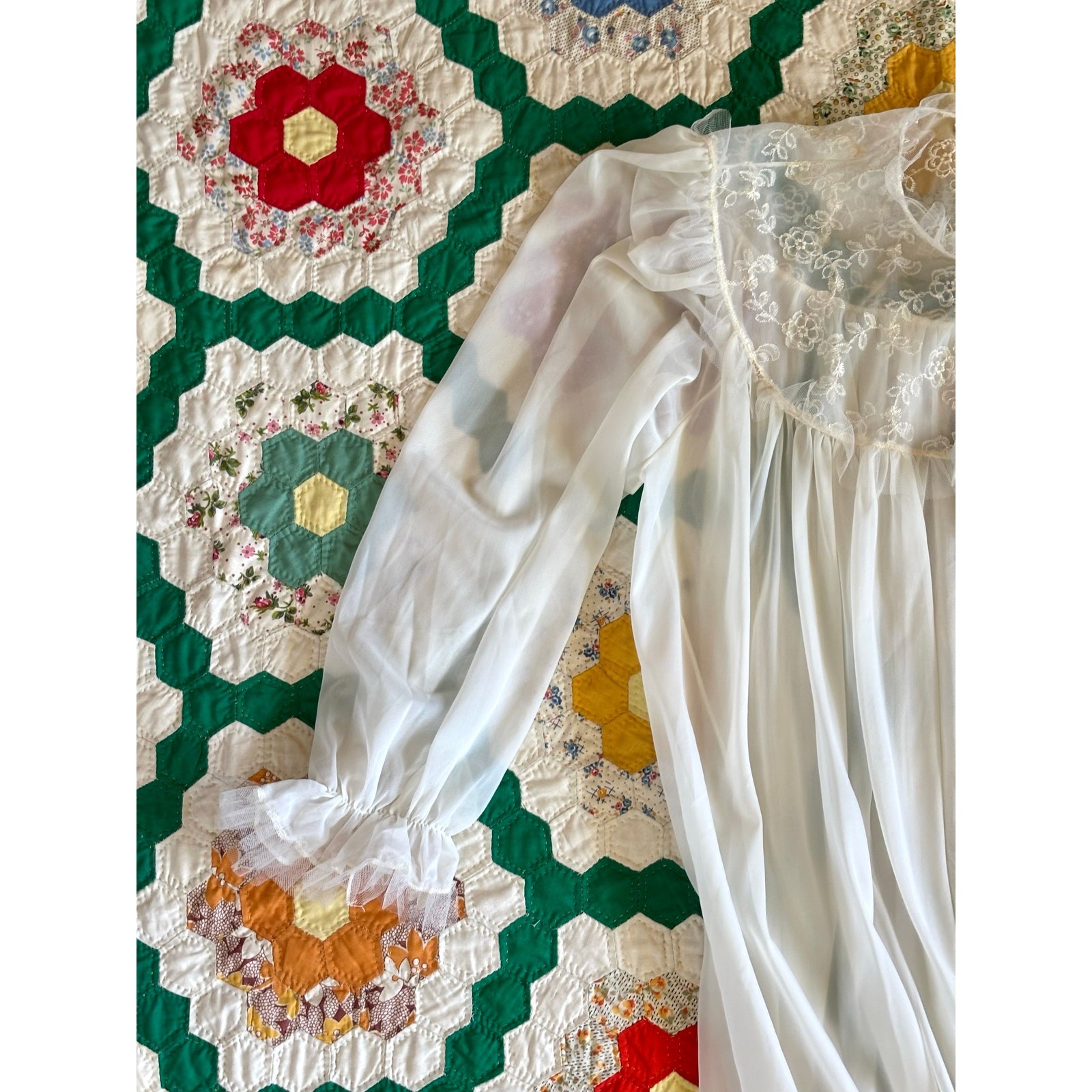 Vintage 1960s White Nylon Peignoir Robe Lady Lenora Tulle Trim Bridal
