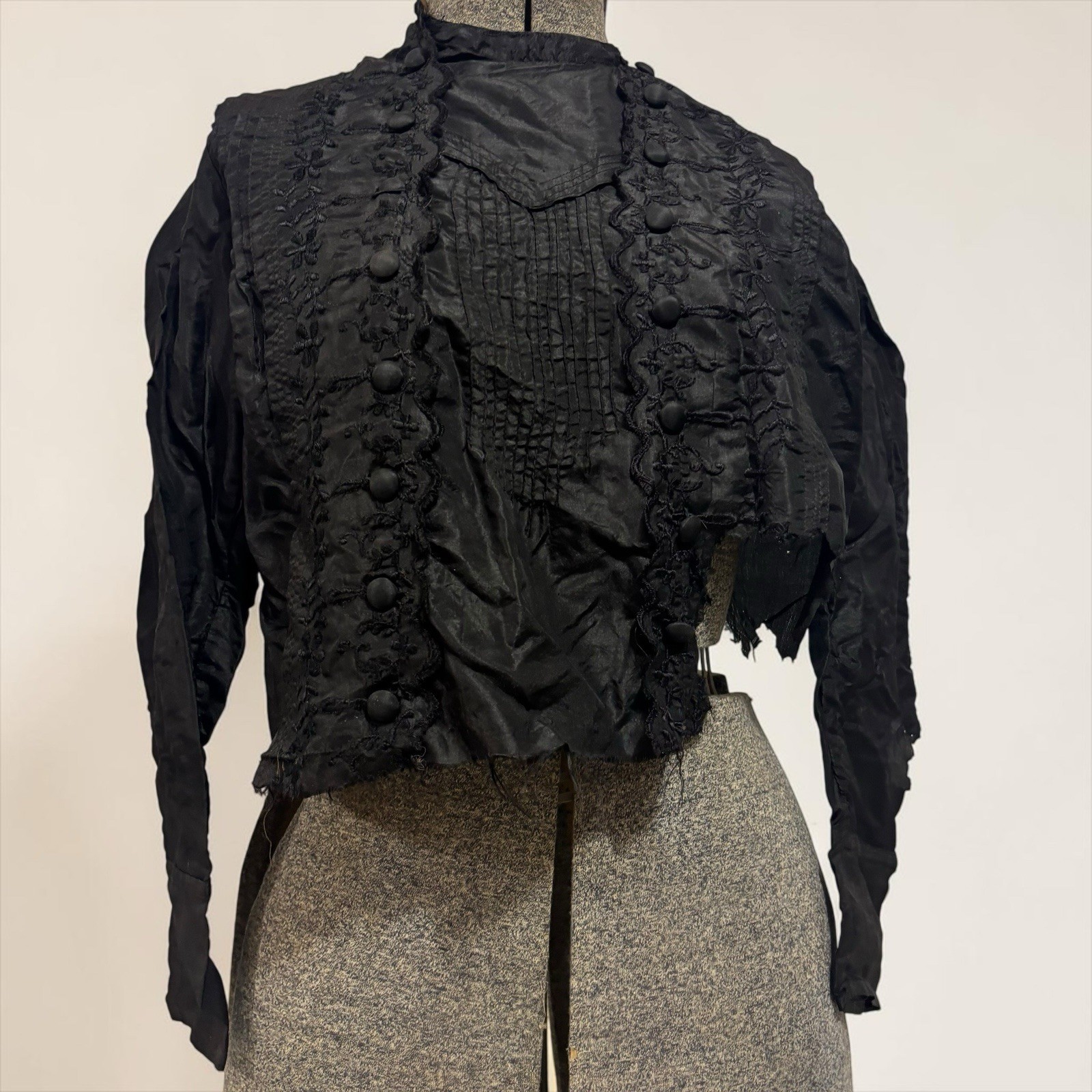 Antique 19thC Victorian Mourning Blouse Bodice Velvet Capelet Funeral Clothing