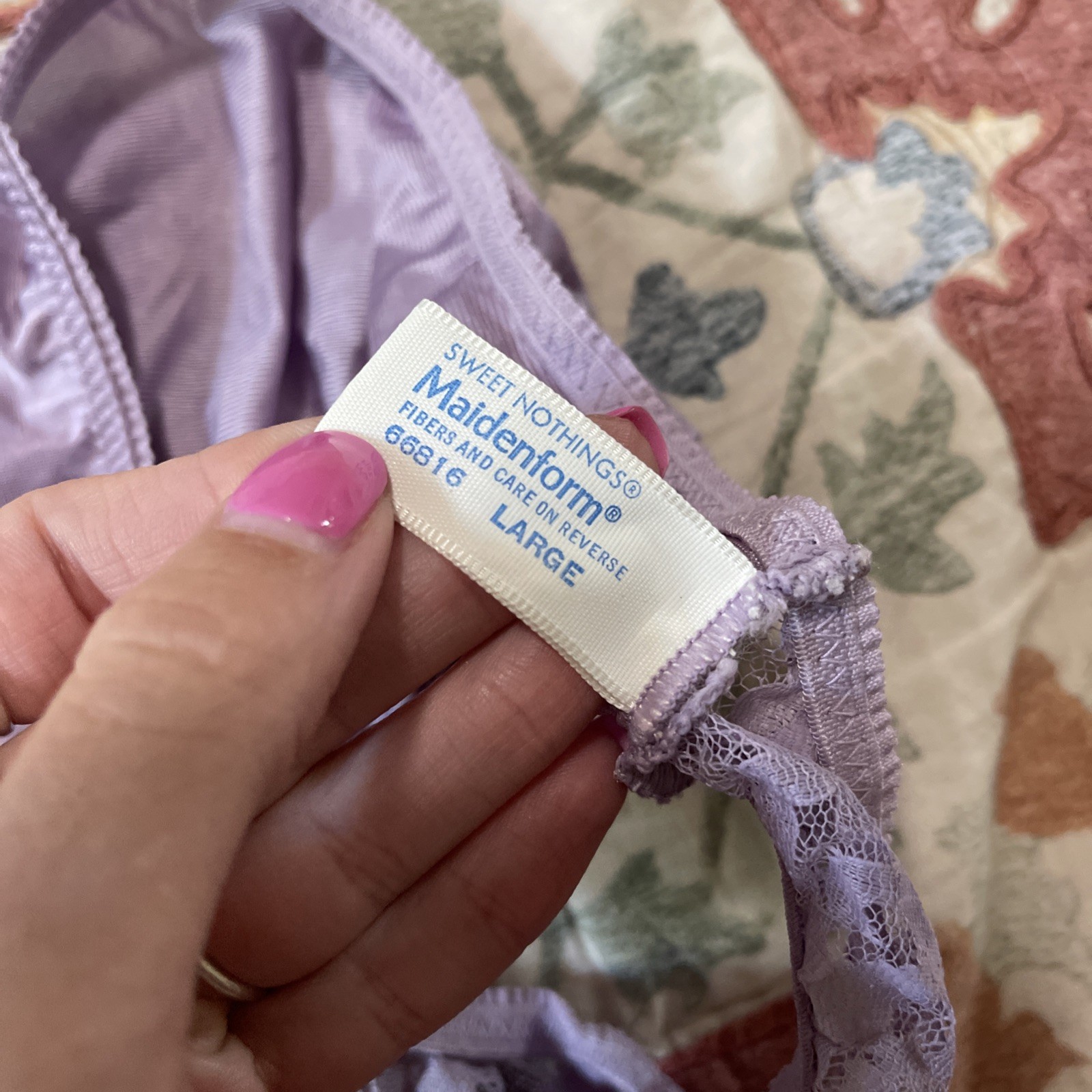 Maidenform Sweet Nothings Classic Satin & Lace Bikini Panties Large NWT Lilac