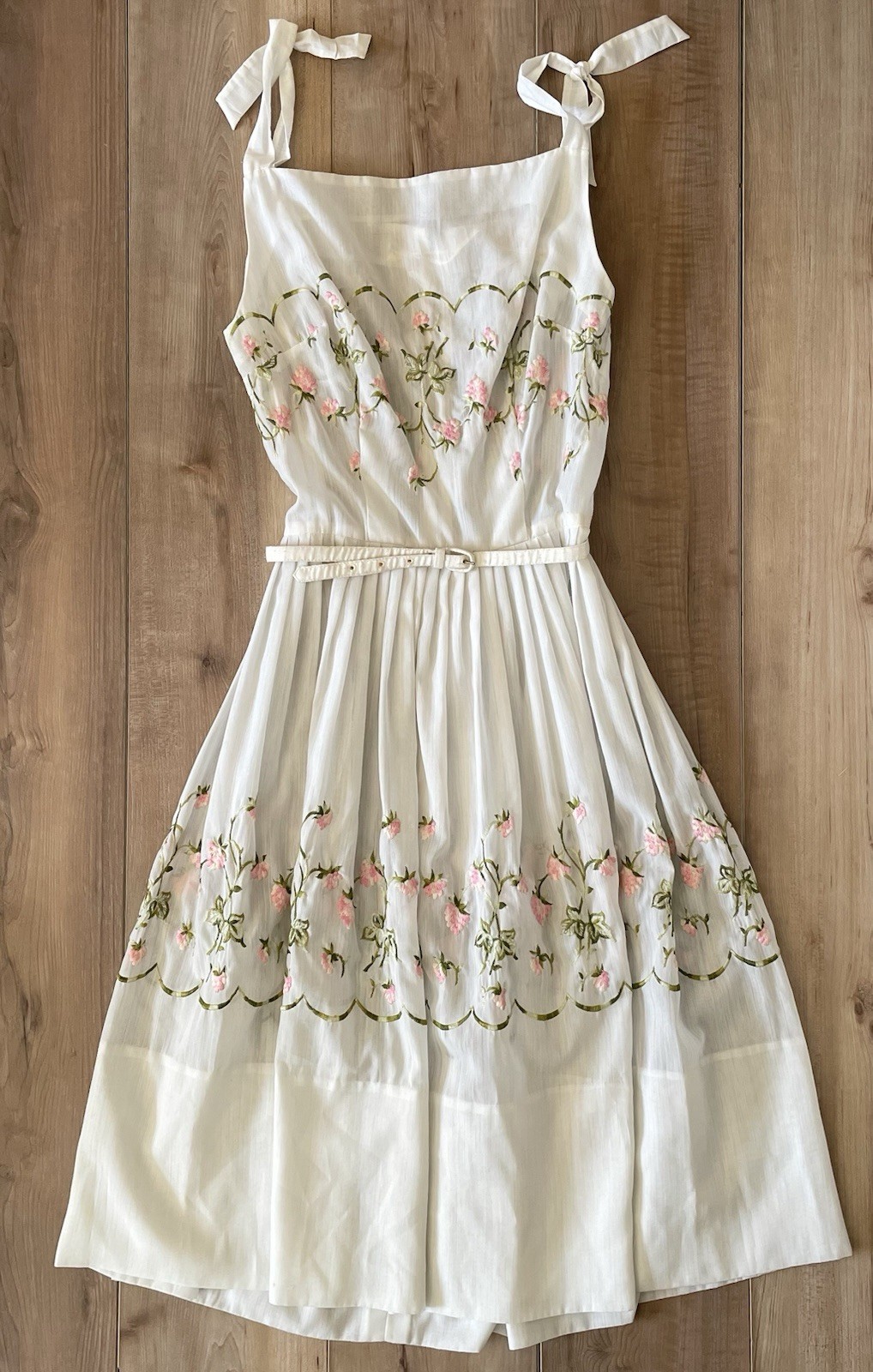 VTG 1950s 60s L&rsquo;Aiglon Dainty Floral Cottage Core Scalloped Fit Flare Dress READ