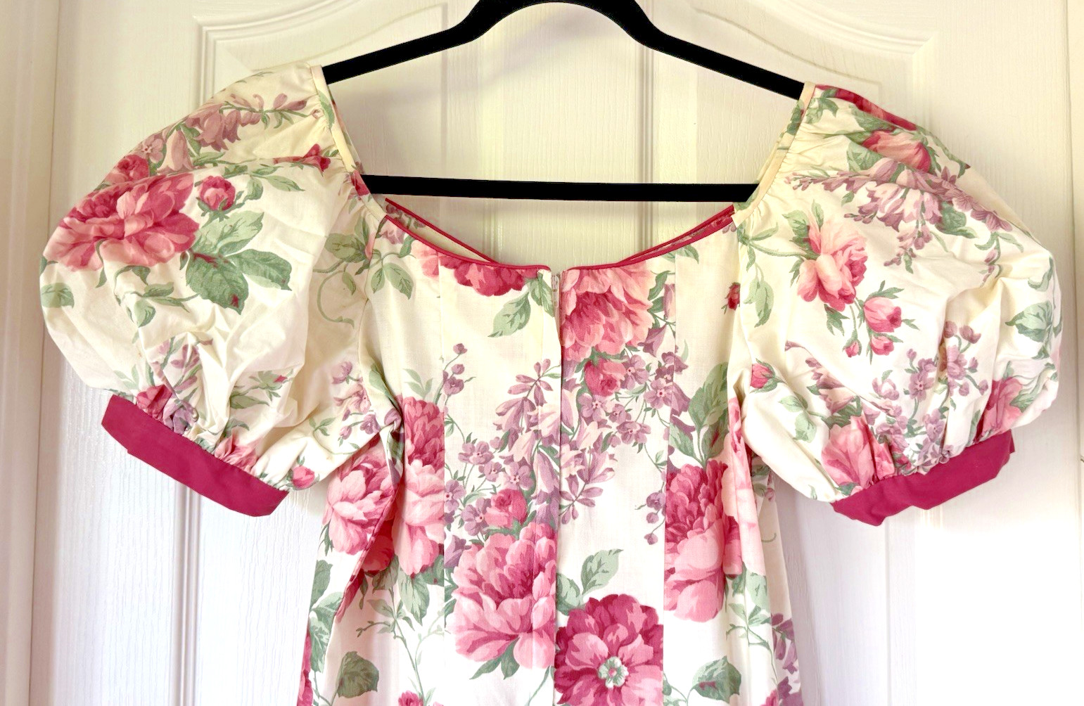 VTG 80&rsquo;s Hawaii Lola Jrs Women&rsquo;s Floral Roses/Lilacs Ruffle Midi/ Tea Dress Sz 7