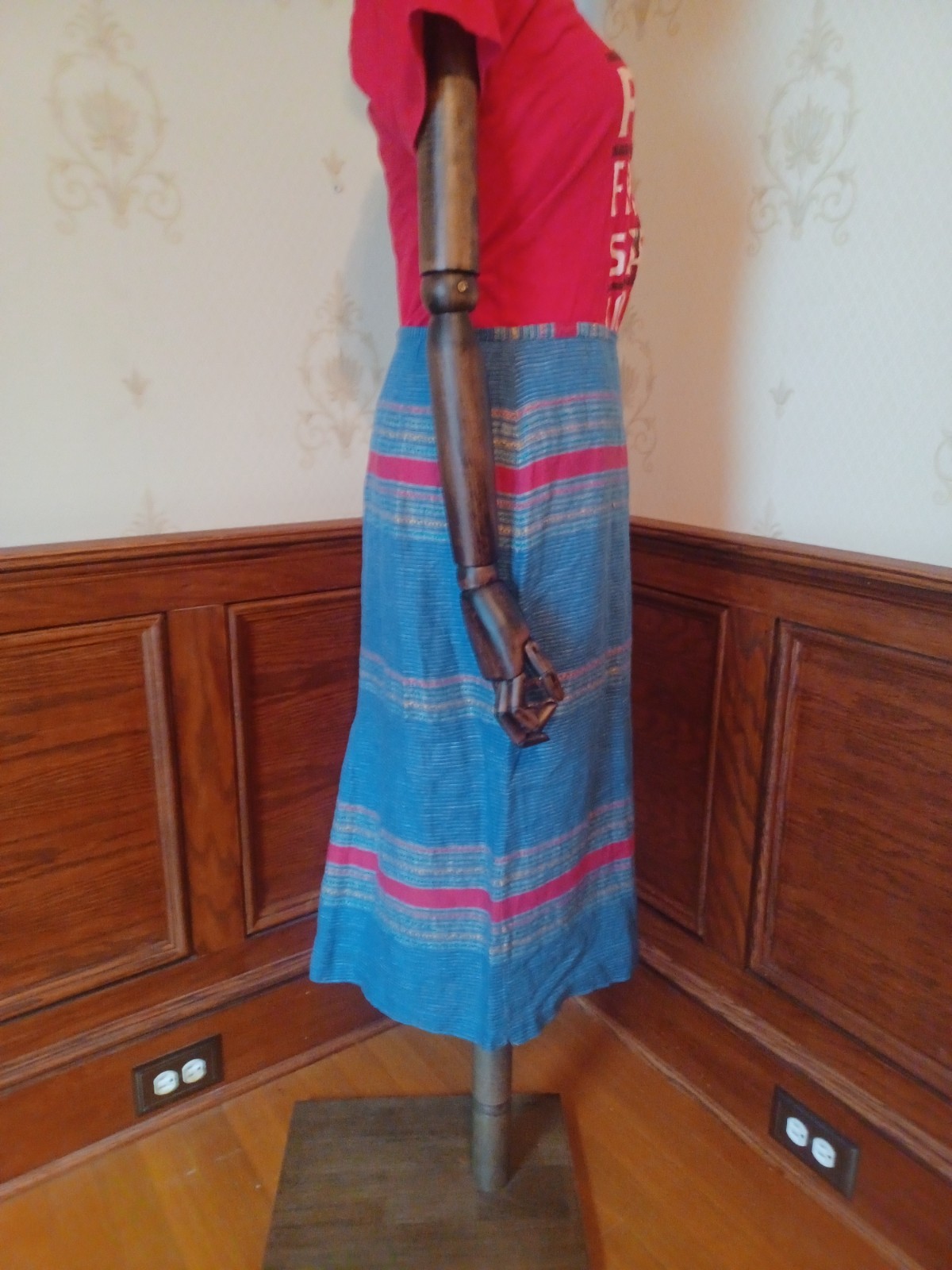 Vintage 80s/90s Barney&rsquo;s of New York Blue Linen Pencil Skirt, Made in Italy