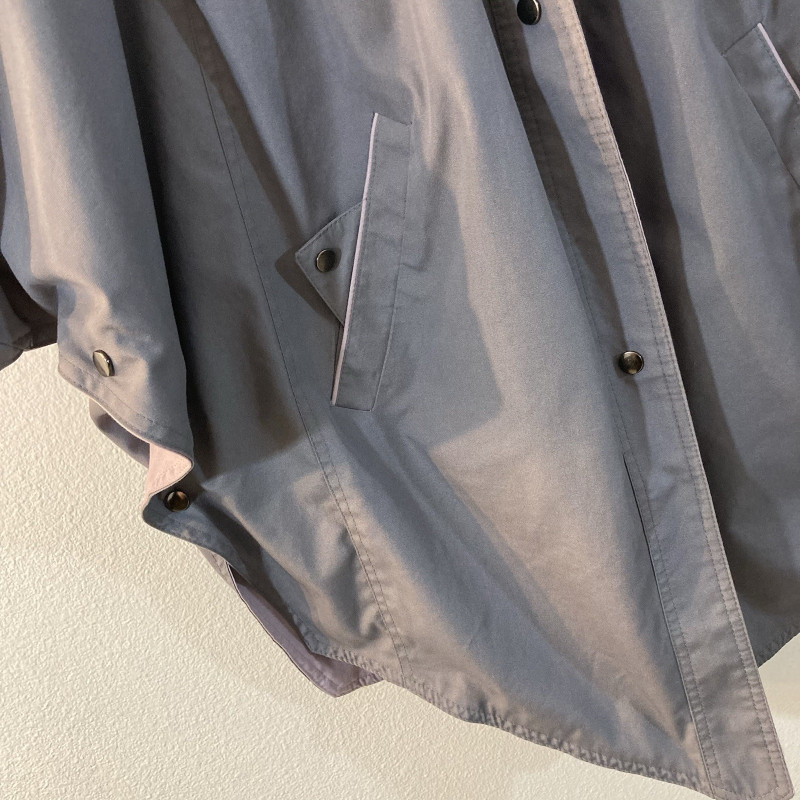 Vintage 1980’s Reversible Cape Poncho One Size High Neck Gray and Lavender