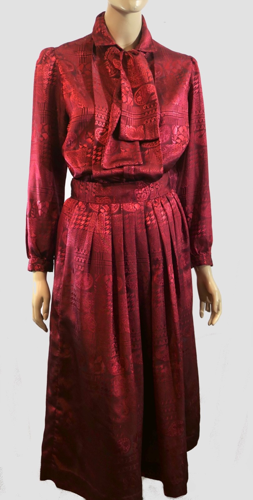 Vintage 70s Red Maroon Paisley Brocade Poly Skirt Blouse Scarf Set S