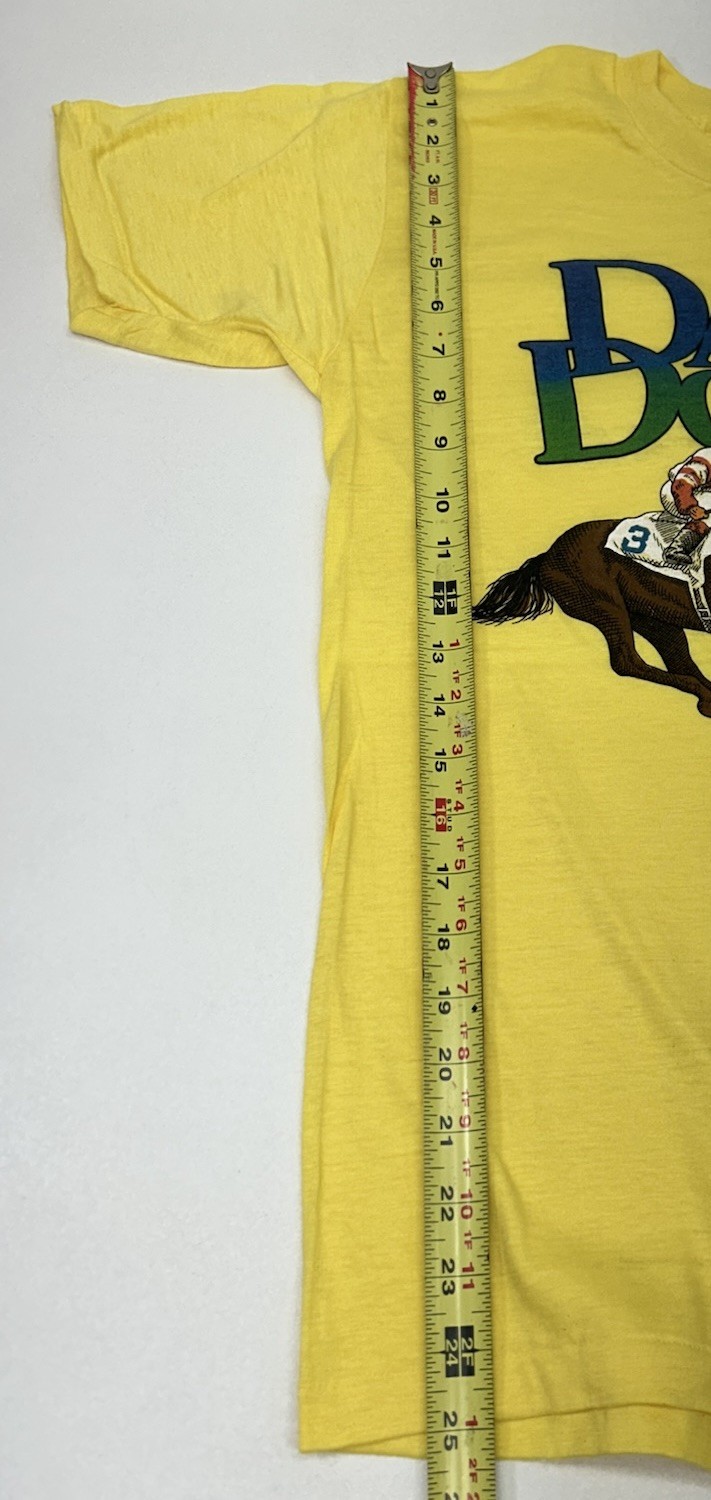 Vintage 1980s Single Stitched Darby Downs Horse Racing T-Shirt Size M (38-40)
