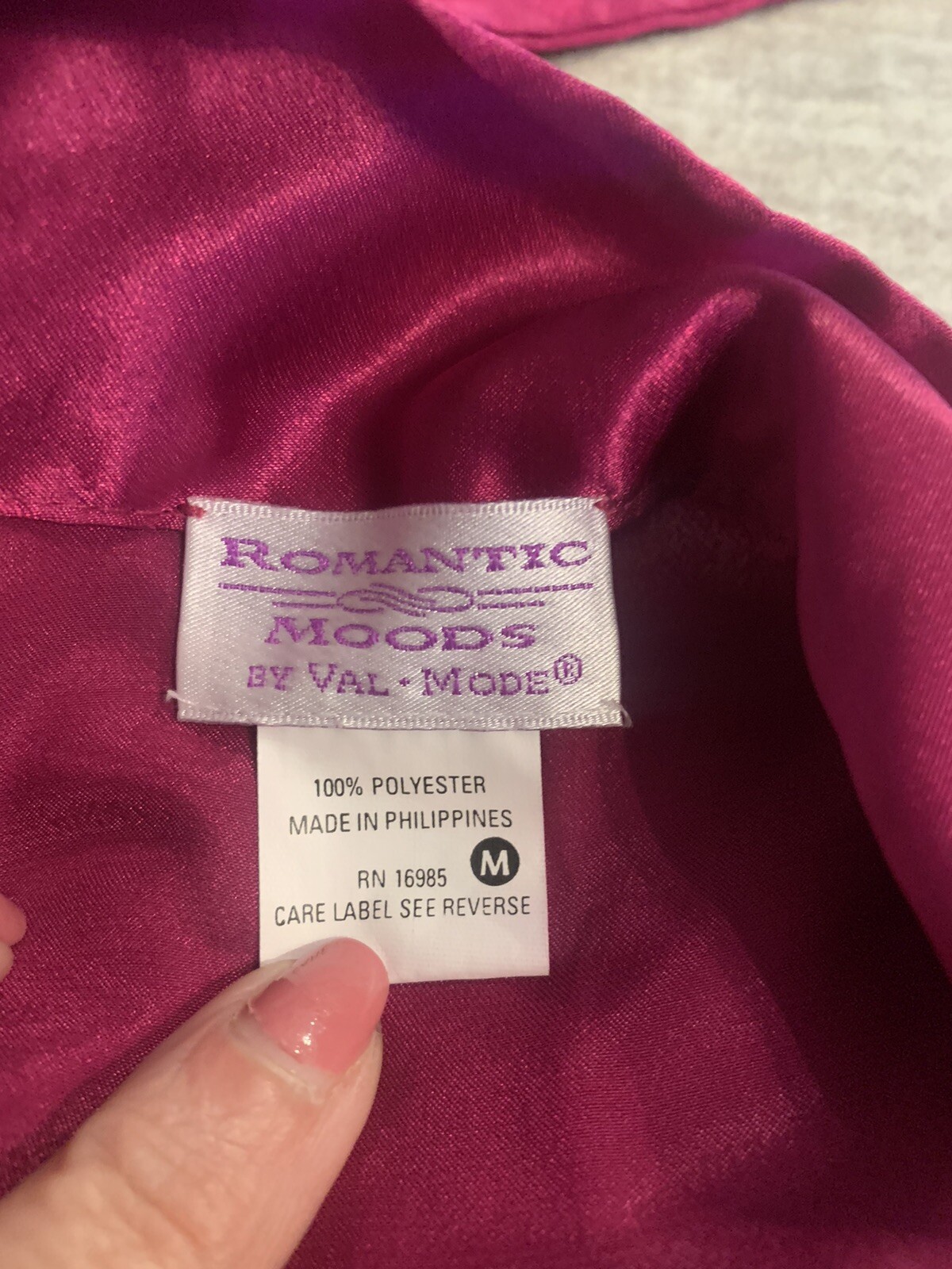 VTG Val Mode Satin Wrap Robe ROMANTIC MOODS Sheer Chiffon Sleeves Appliqué Sz M
