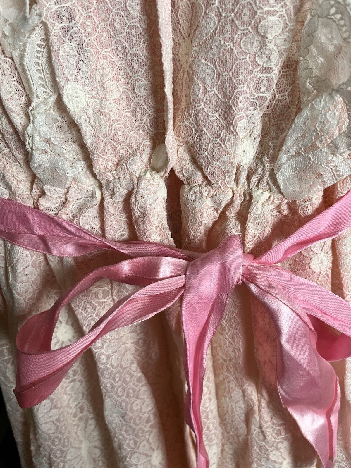 Vtg 60’s-80’s Lace Overlay Pink Button Front Ribbon Waist Gown Movie Star Inc