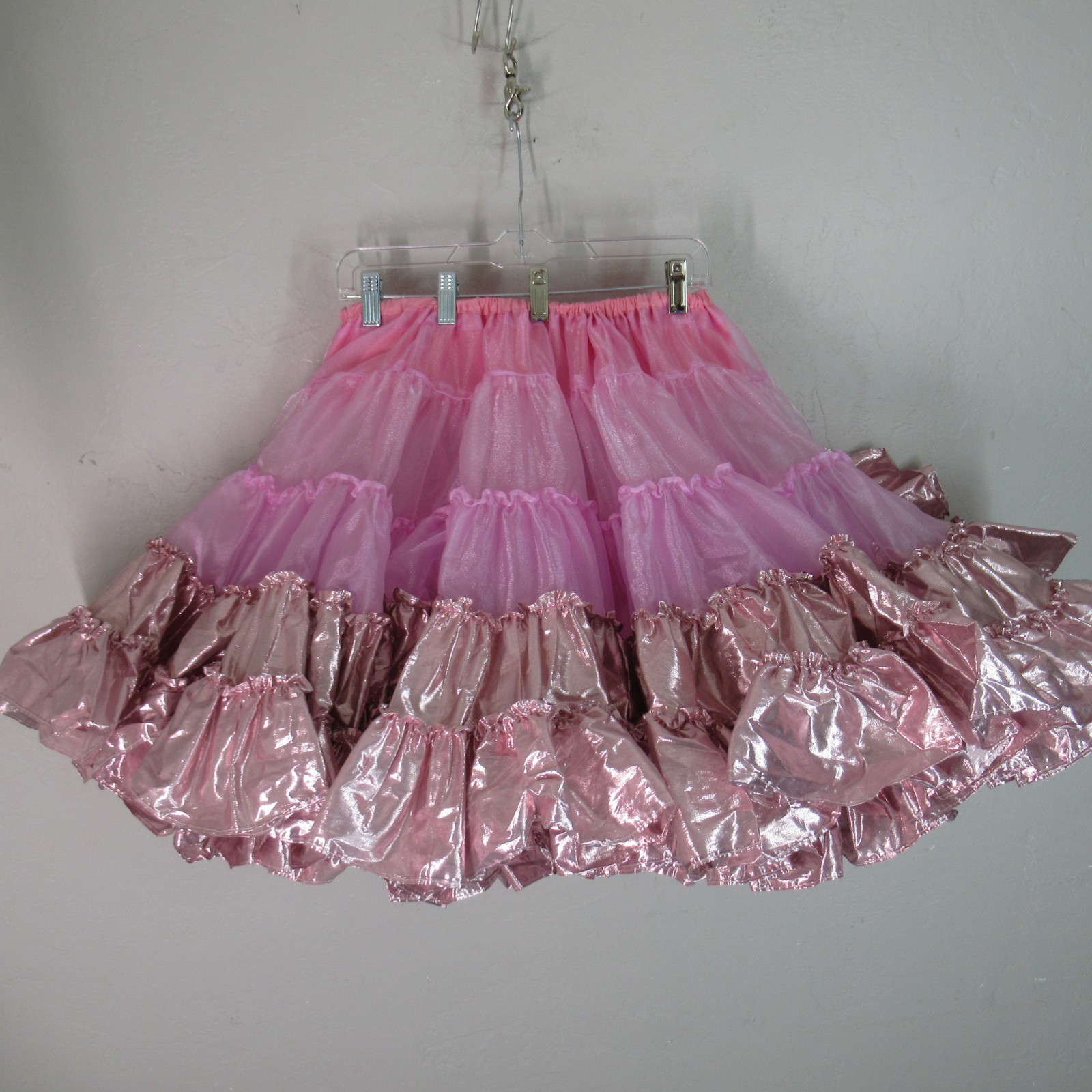 Square Apparel Petticoat Square Dance M Ruffles 3 Tone Metal Pink 3 Tier 2 Layer