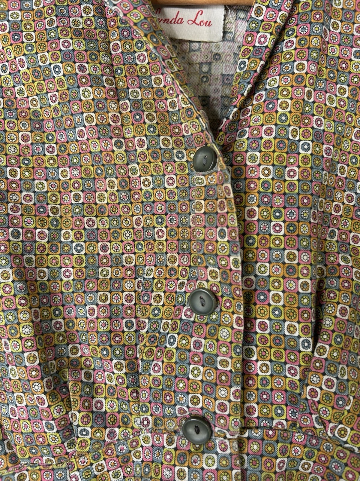 Vintage 1960’s Dress Women’s Multicolor Pattern Aline Fit Flare Everyday Causal