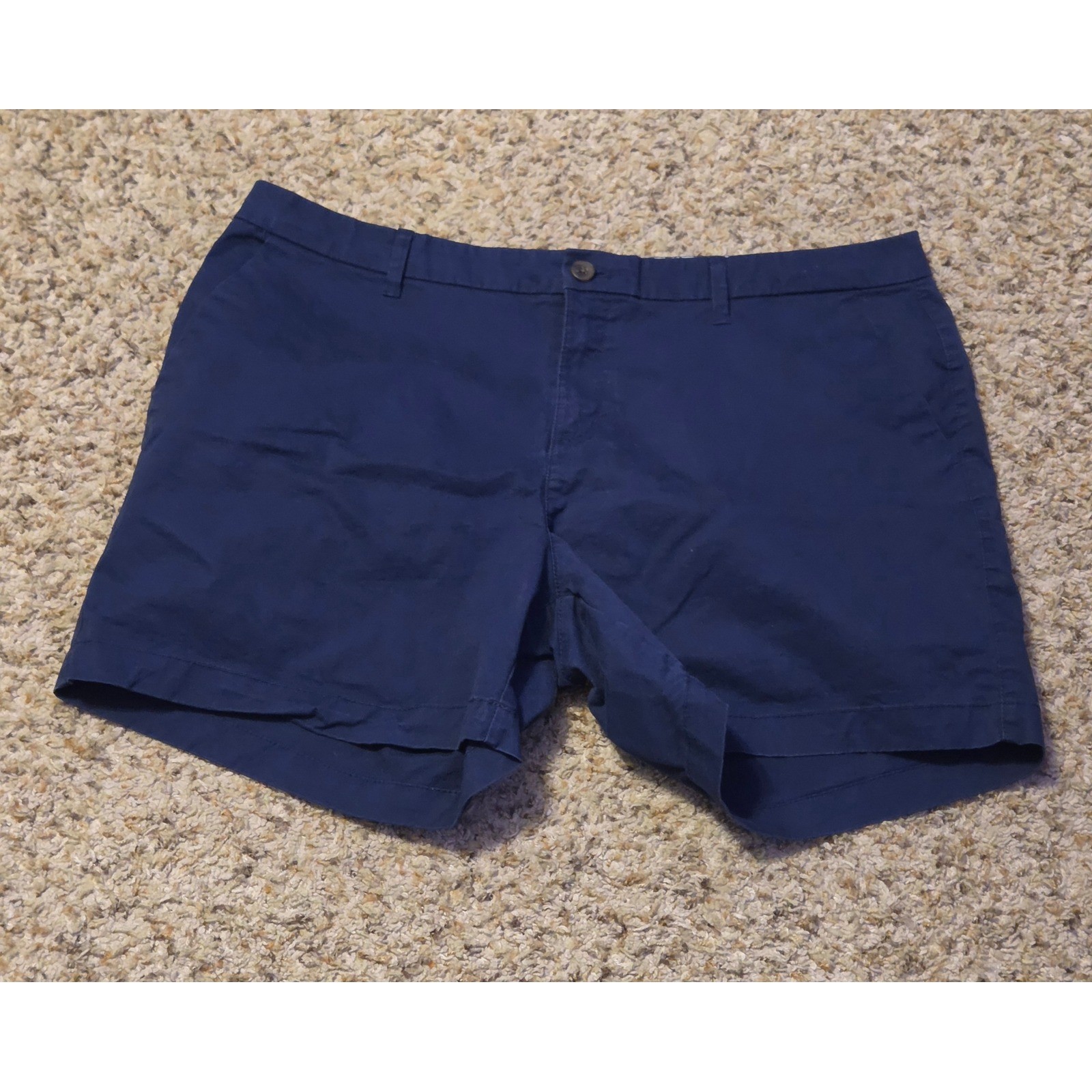Old Navy Chino Shorts Women&rsquo;s Size 16 Navy