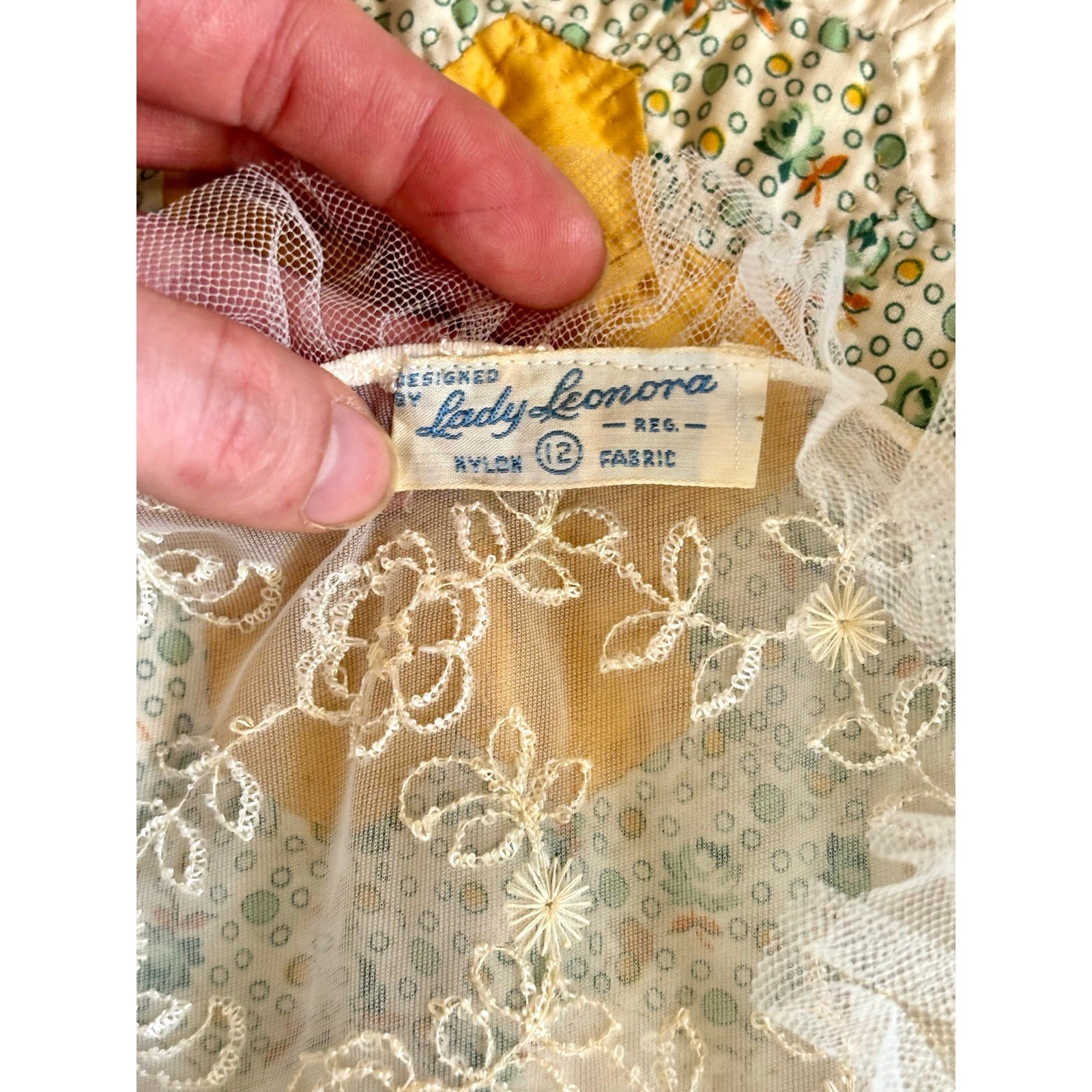 Vintage 1960s White Nylon Peignoir Robe Lady Lenora Tulle Trim Bridal
