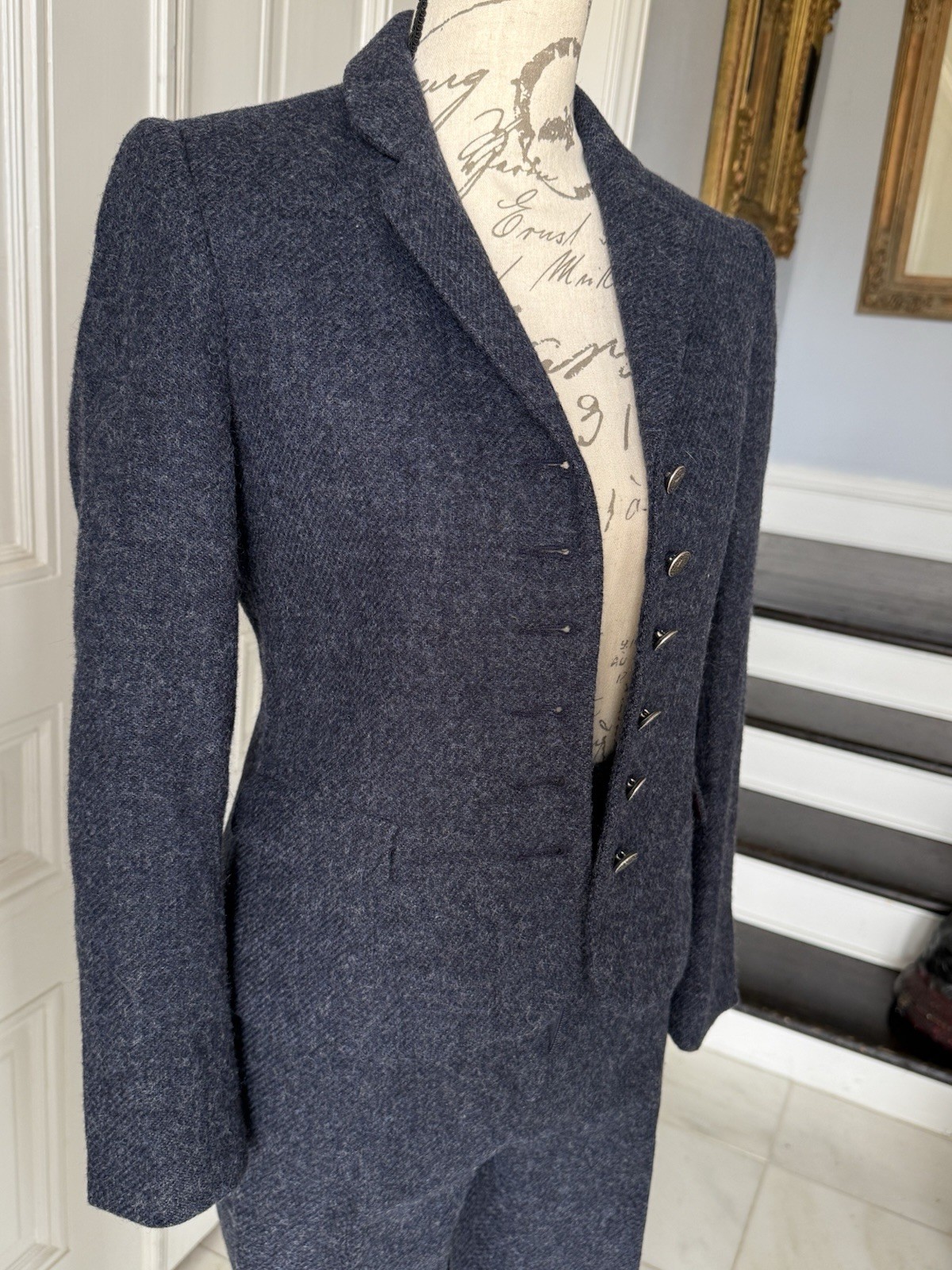Vintage Intuitions 100 % Wool Dark Blue 2 Piece Pant Suit Ladies Size 6