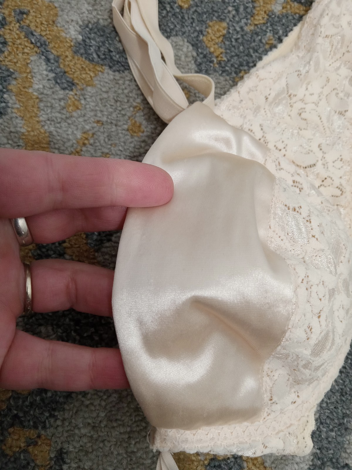 Vtg Maidenform 8322 Rendezvous Lined Bra Satin & Lace 38B Wired USA Convertible