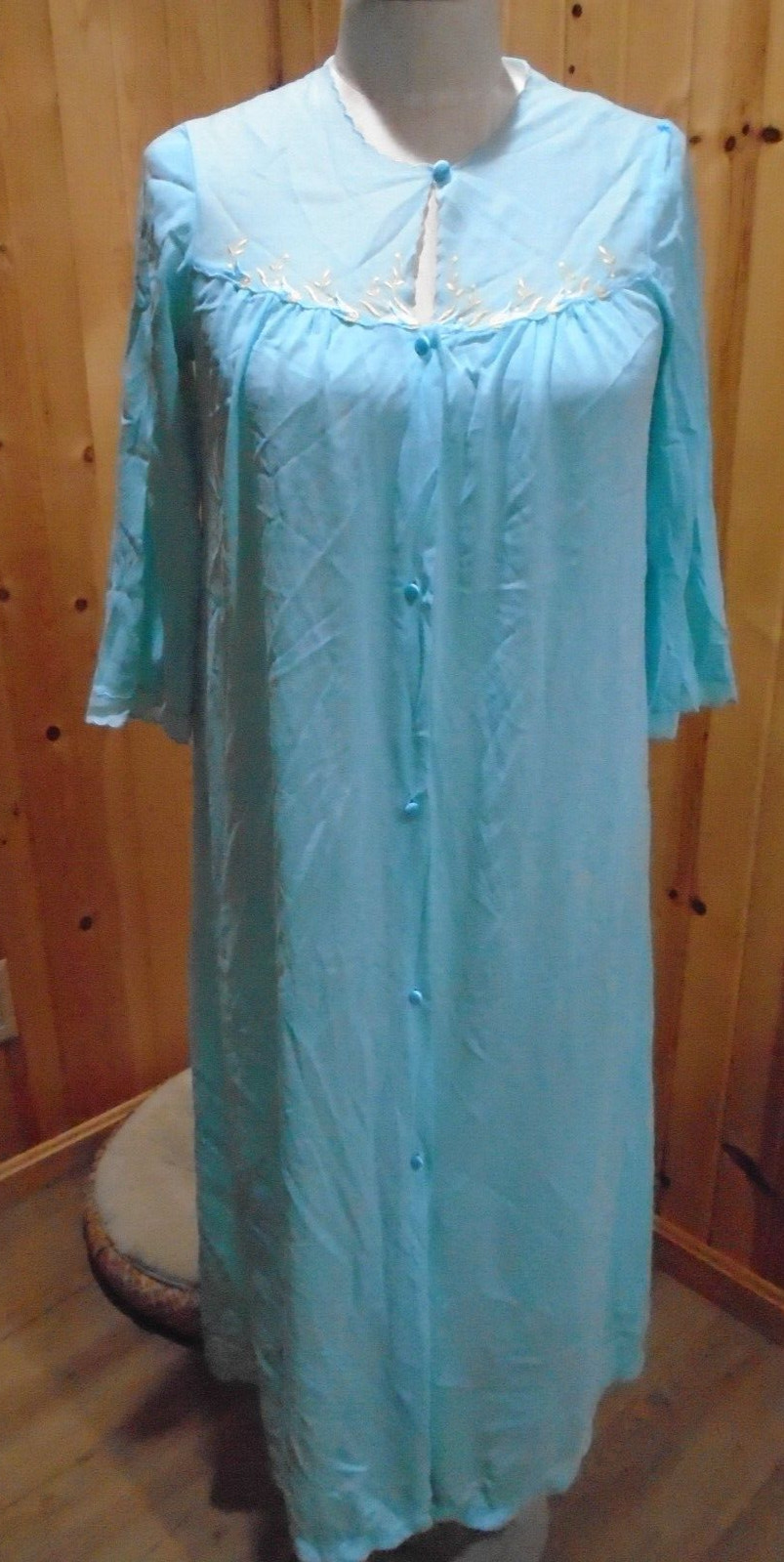 FLAIR LINGERIE vintage robe 100% nylon union made in the USA size medium