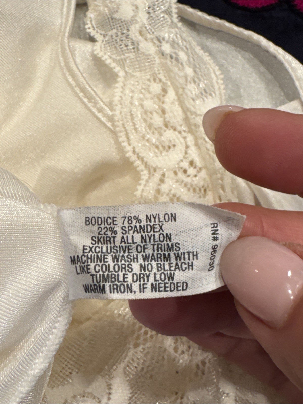 Shadowline Vintage Nightgown Lace Cream, Size Medium,