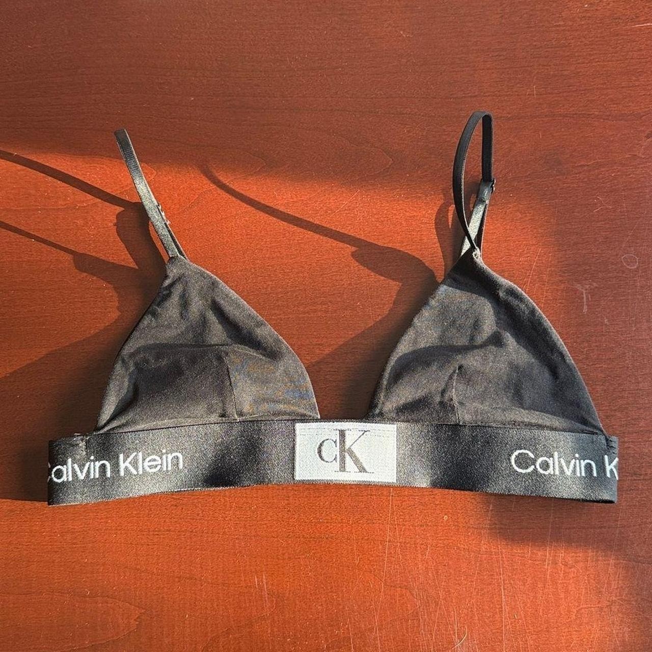 Calvin Klein T-Shirt 90s Inspired Classic Band Triangle Bralette