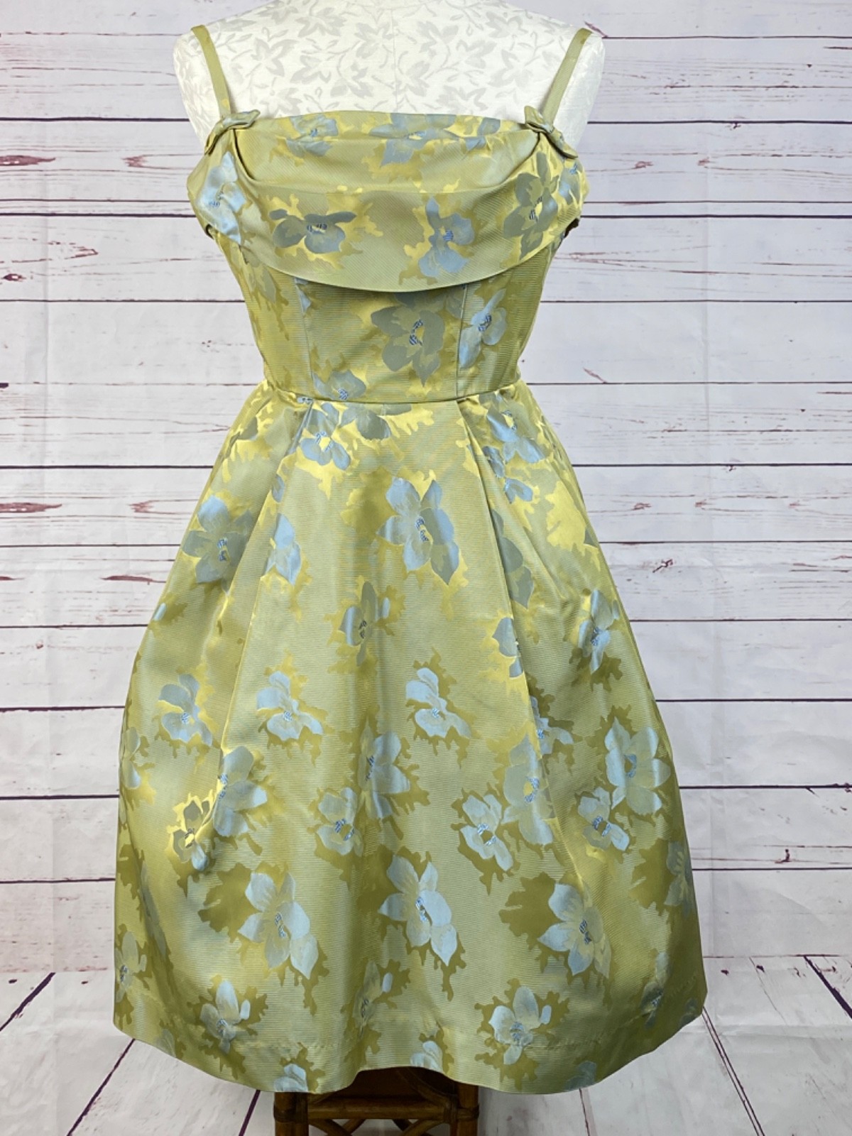 Vtg 1950&rsquo;s Silk Brocade Floral Party Dress Size 7 Crinoline Retro Glam Classic