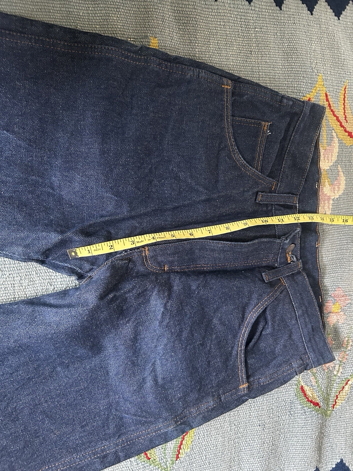 1970s Dark Wash Straight Leg Jeans – Size 28