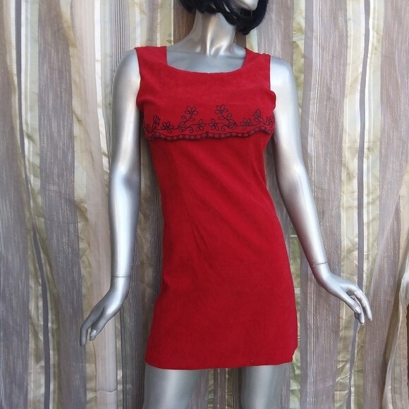 Vintage 90s Small Shift Dress Red Sleeveless Knee Length Floral Print Yes Fashio