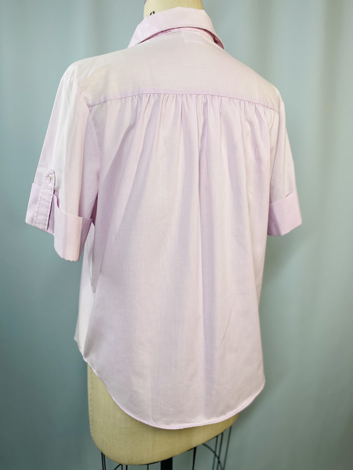 Vintage Blouse SIZE MEDIUM lavender purple short sleeve 70s 80s LAND N&rsquo; SEA