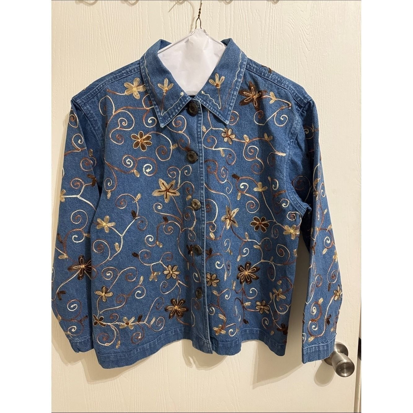 Units Embroidered Cotton Denim Jacket Boho Floral Wood Buttons Long Sleeve Large