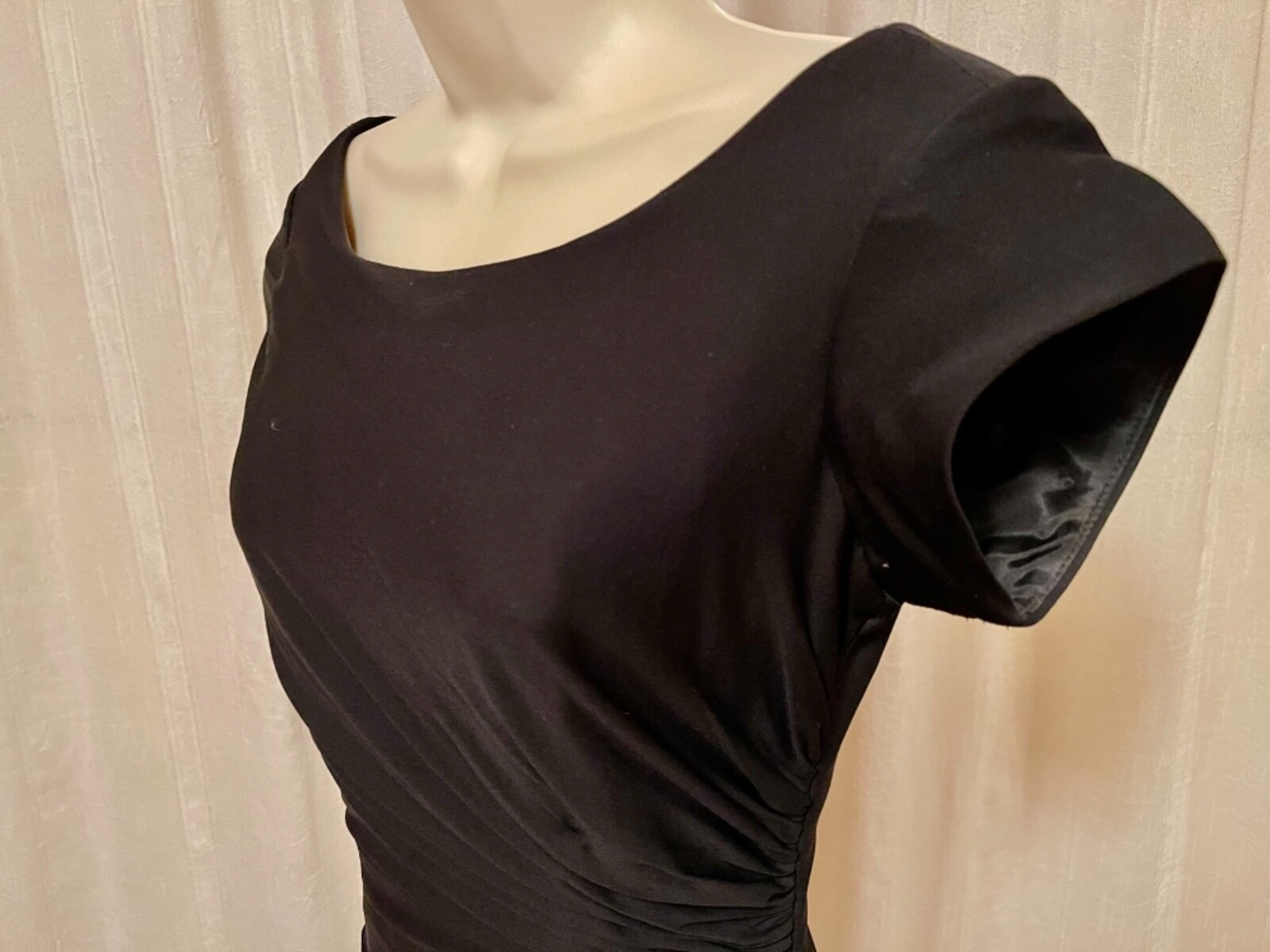 Vintage Black Marilyn Bombshell Wiggle Cocktail Dress Small – 50s