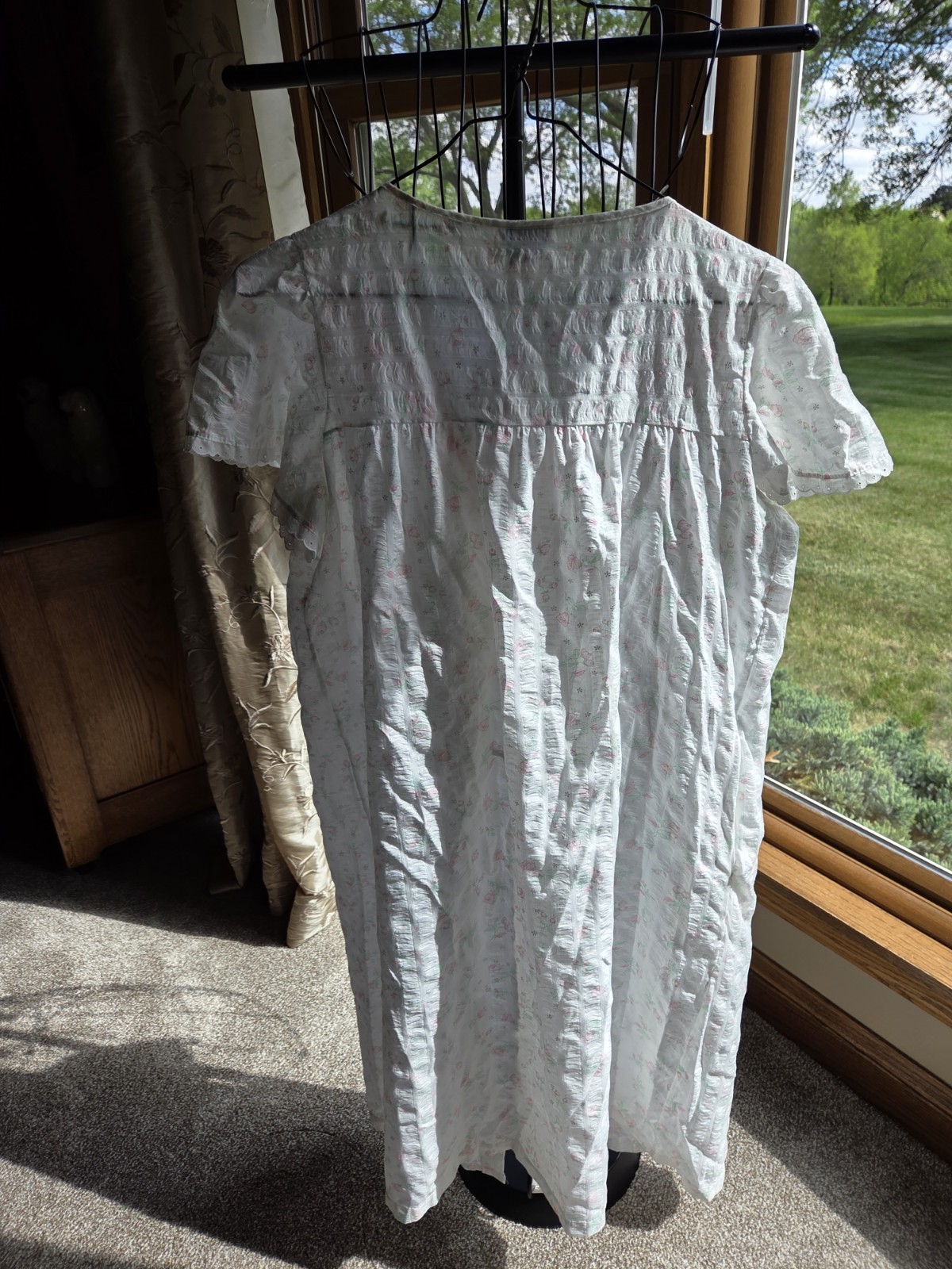 Vintage Damea Pastel Cotton Polyester Seersucker Housecoat w Snap Closure Sz L
