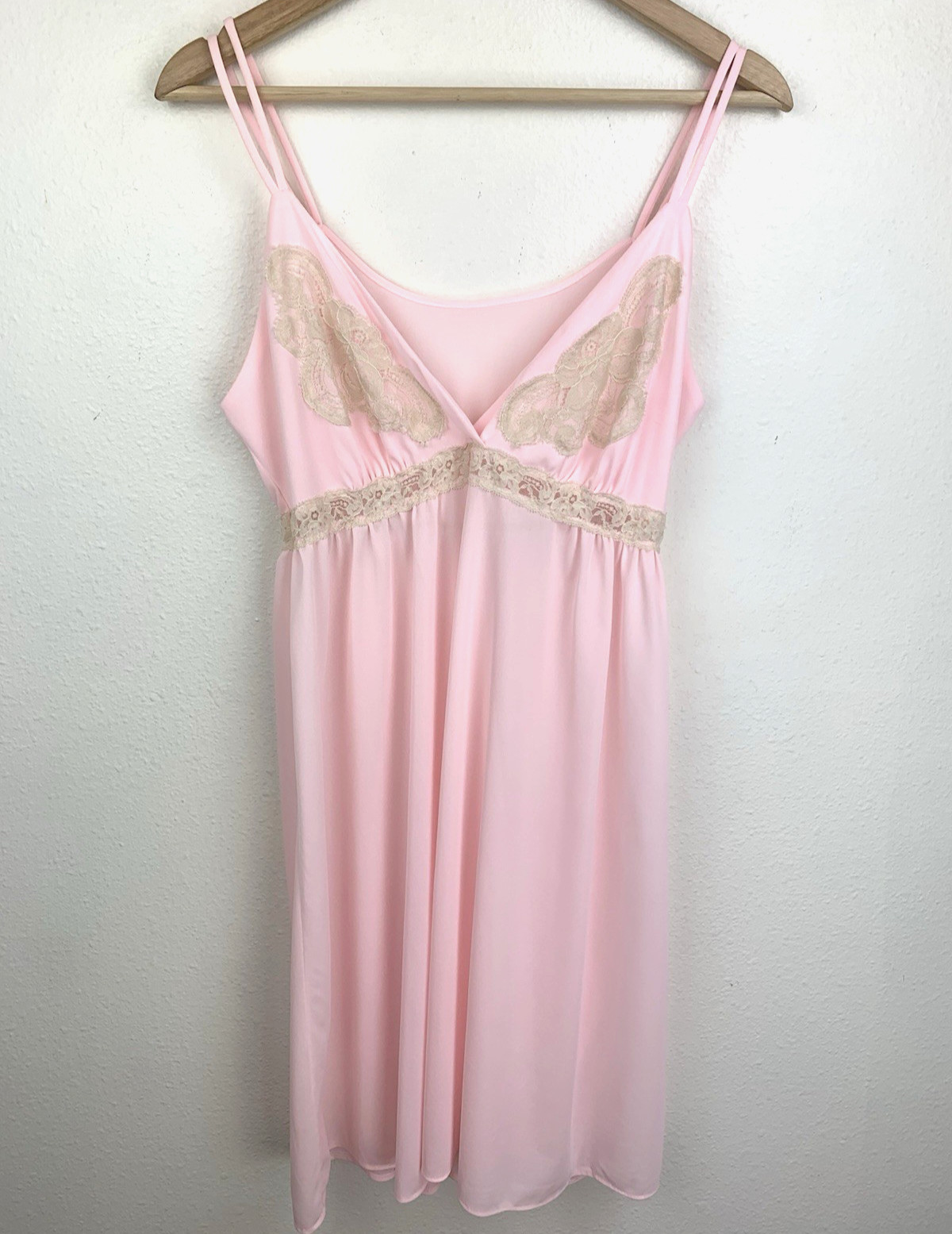 Gilead Vintage Nightgown Pink Size 34 Lace Accent Spaghetti Strap Short Nylon