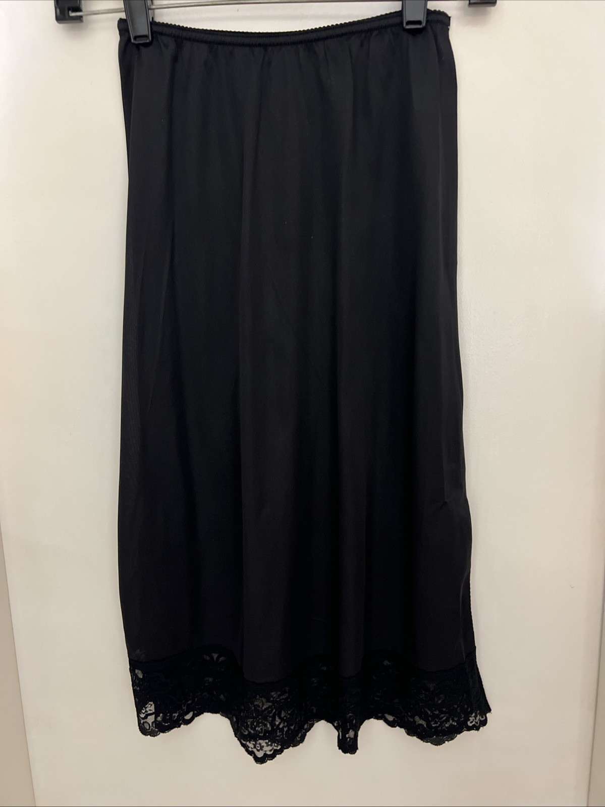 Vintage Maidenform Black Skirt Slip Size S ILGWU Nylon Made In USA