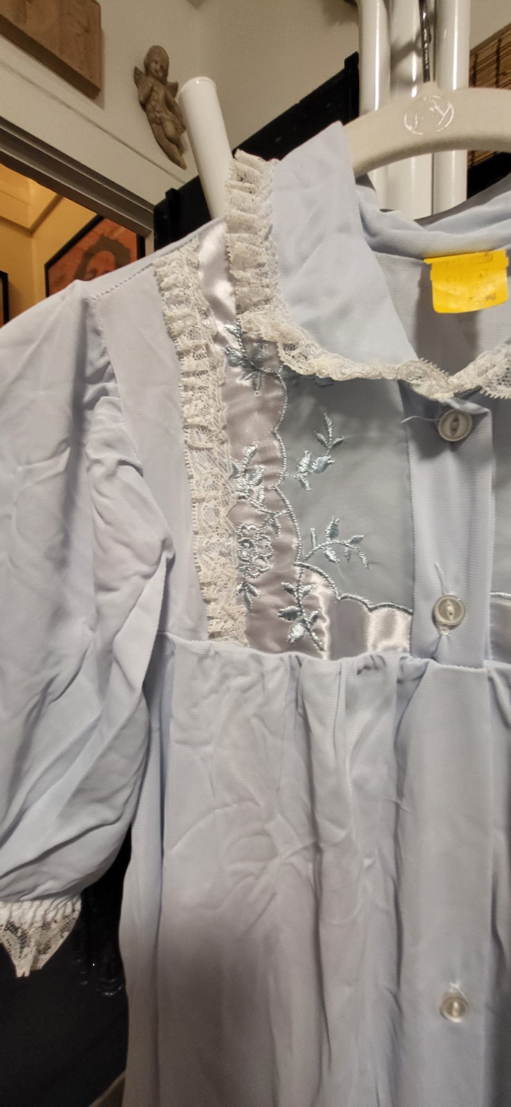 Vintage Unbranded Powder Blue Lace Trim-Satin & Embroidery Button Up Gown Robe M