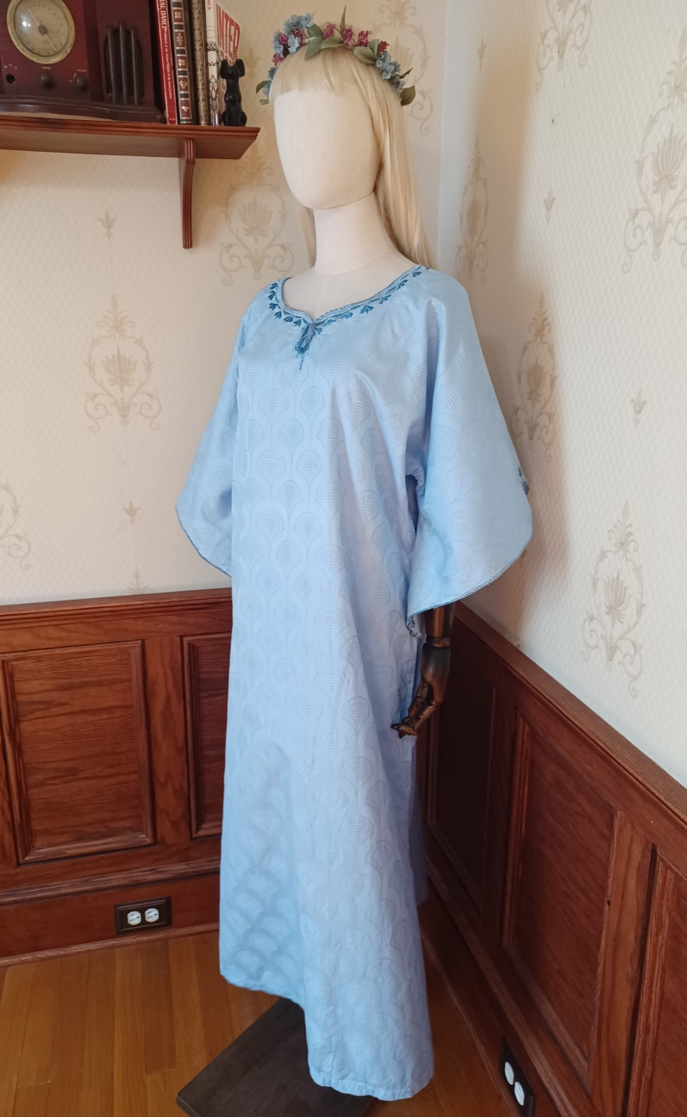 Vintage 1960s/70s Sky Blue Silver Embroidered Cotton Scallop Print Boho Caftan