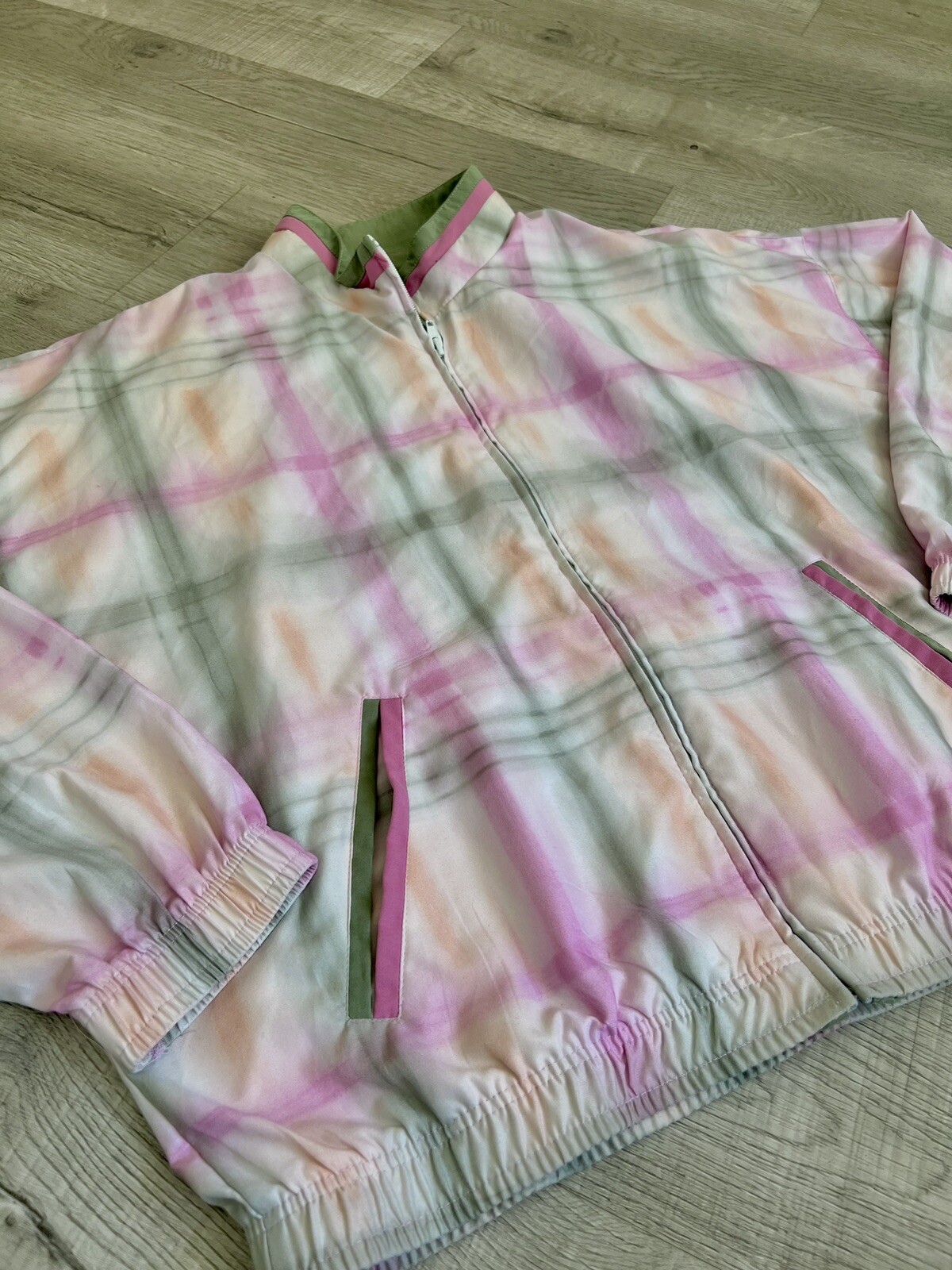 Vintage – TAIL Bomber Jacket-Green/Pink-White Plaid-size Medium
