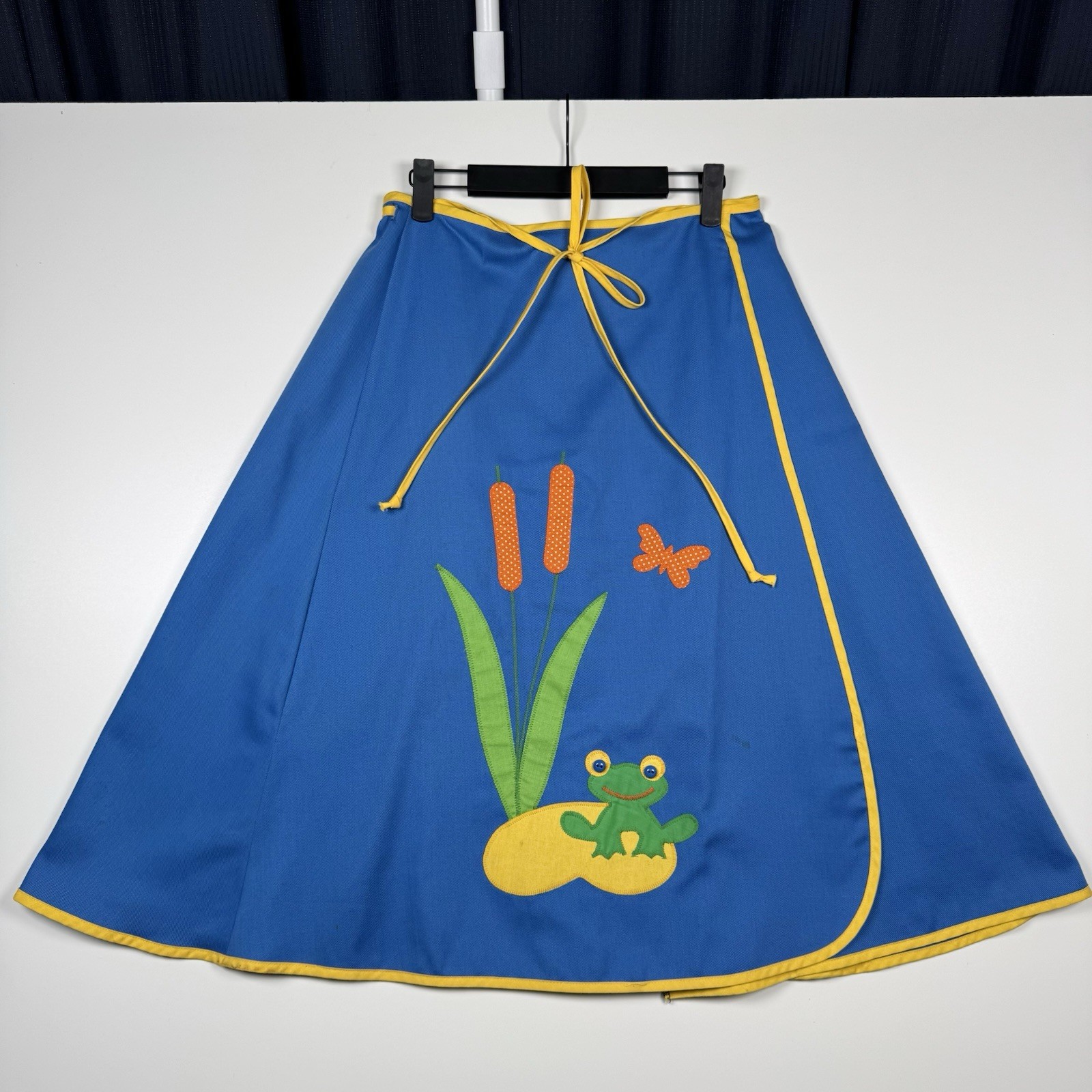 Vintage 1970s WILD IRIS Adujstable Skirt – Frog Animal Nature Blue Hippie Boho