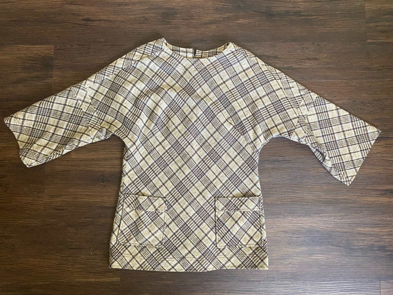 Vintage 1960s 1970s Plaid Women Shirt Pockets Bell Sleeves Mod Brown Tone tunic