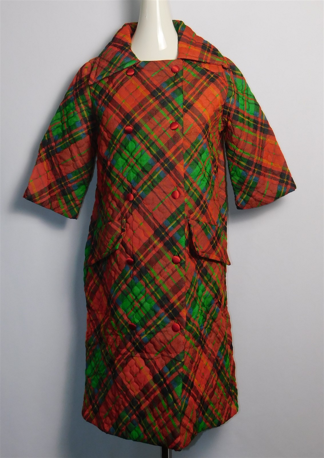 NWT Vtg Women&rsquo;s 1970s RAYMOND HALPERN Loungewear Red Green Plaid Housecoat Robe