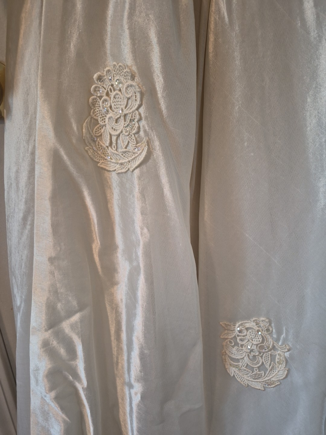 1950&rsquo;s Wedding Dress With Head Piece. Ivory With Lace