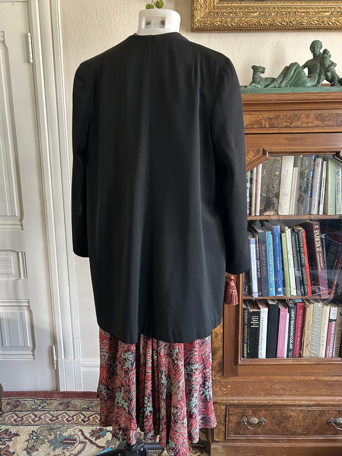 1940s Vintage Black Tailored Swing Coat Jacket Hand Lined Open Front Padded S/M