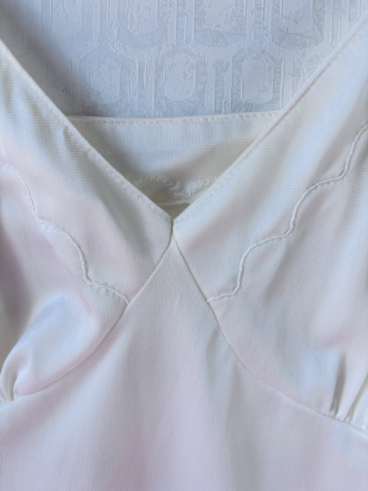 VTG OFF WHITE GLAMOROUS BOMBSHELL ANTRON NYLON FULL SLIP*LADIES PLUS SIZE 20W