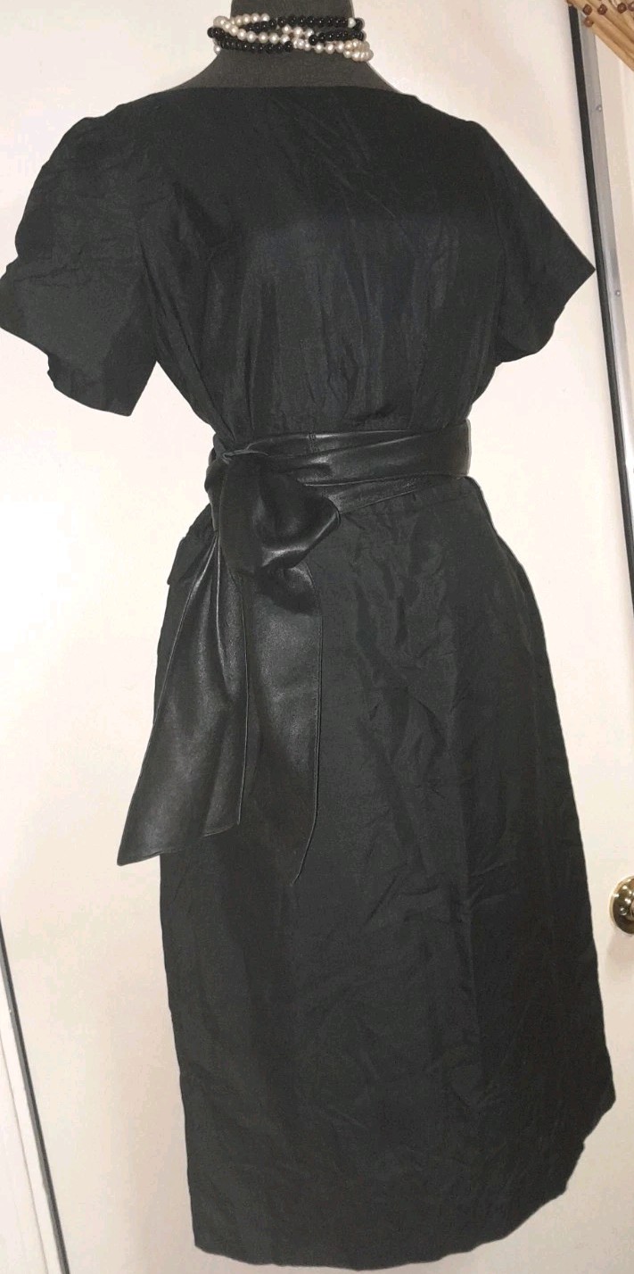 Vtg GALLANT 50s Raw Silk Classic Basic LBD Cocktail Pencil Pin Up M W30